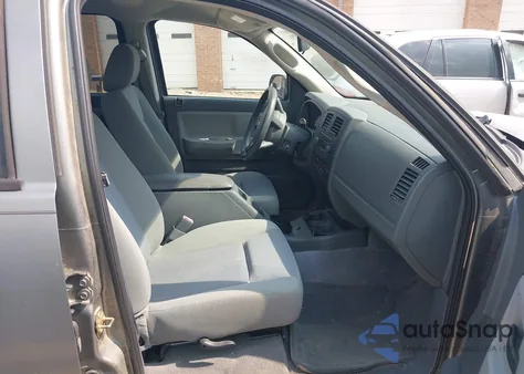 2006 Dodge Dakota St from USA, damaged, VIN 1D7HE28K16S692553